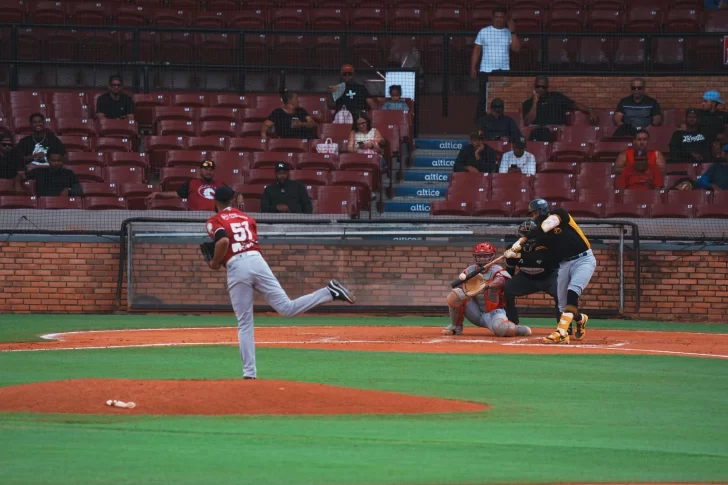 Pretemporada: Águilas castigan a los Gigantes con cinco jonrones