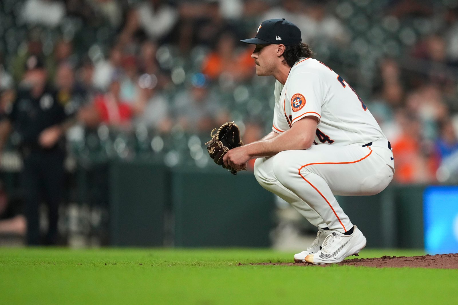 El pitcheo falla a los Astros en la derrota por 6-3 ante los White Sox en el primer partido de la ALWC